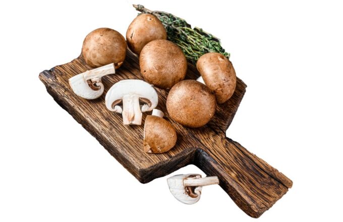 cut-raw-royal-brown-champignon-mushrooms-isolate-2024-01-22-12-23-05-utc-1024x681